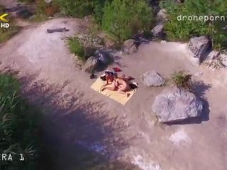 裸体 海滩 性别, 偷窥 视频 taken 由 一 drone