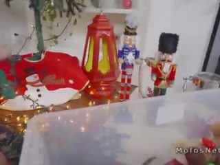 Terikat dalam krismas lampu gf mendapat fucked