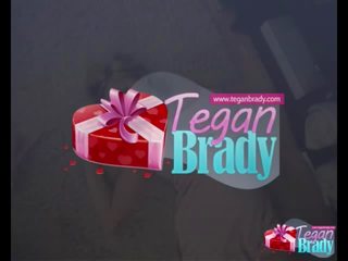 Tegan má perverzné