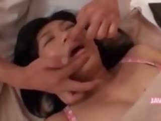 Cantik menggoda warga asia gadis seks / persetubuhan